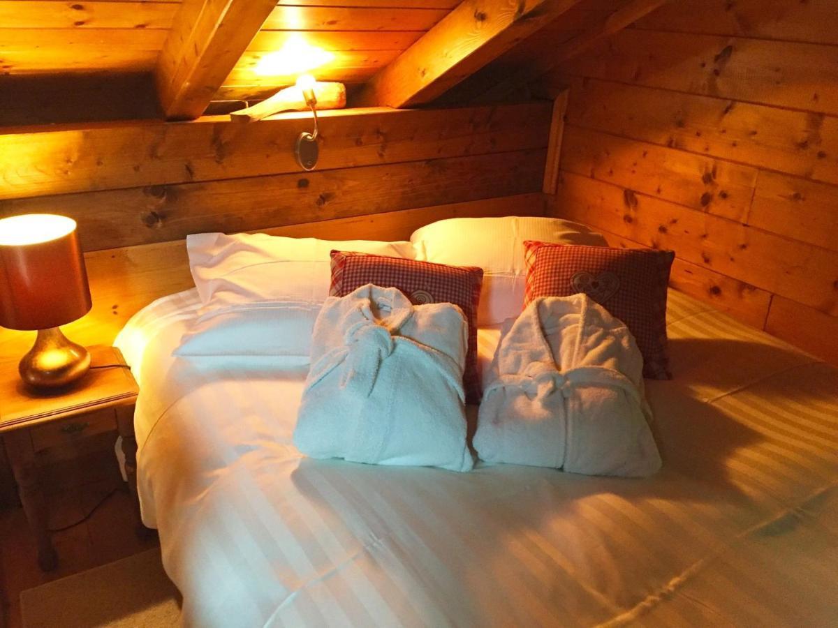 Cosy Chalet With Private Sauna In Bousseviller Zimmer foto